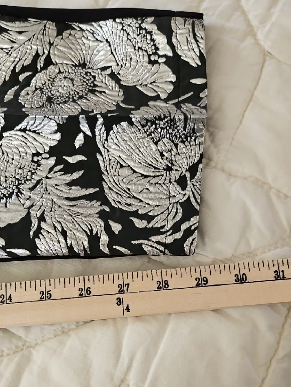 Eloquii Plus Size Wide Leg w/Silver Floral Appliqué  - Size 18 - Picture 5 of 10